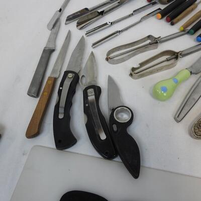 39 pc Knives, Peelers, Fondue Forks, Whetstone, Pocketknives