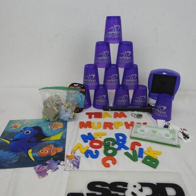 10+ Toy Lot: Lite Brite, Vinyl Stickers, 2 Puzzles, Stacking Cups, etc