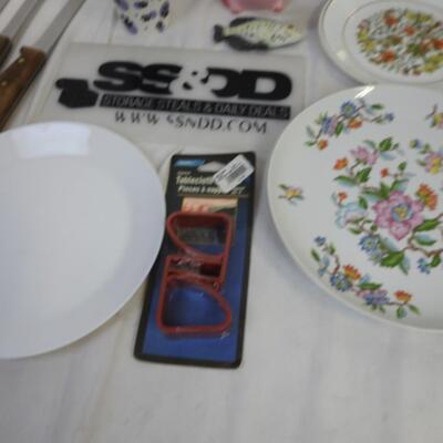 19 pc Kitchen: Jumbled Clock, Ceramic Pig Jar, Dolphin Fine China, Match Books