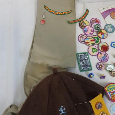 Lot of Assorted Girl Scout Pins, Badges, and Sash