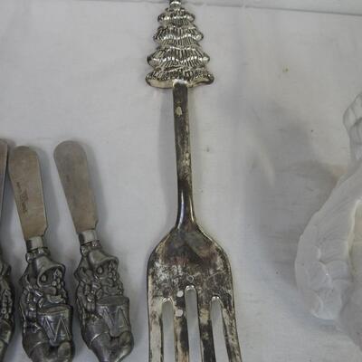 7 pc Holiday, Spreaders (pewter?), Pickle Fork, Classic Figure Birds