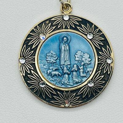 Lot 131: Religious lot
