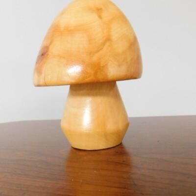 Spalt Wood Hand Carved Mushroom Signed by Artist