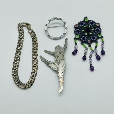 Lot 132: Beaded Pendant, Bracelet & Pins