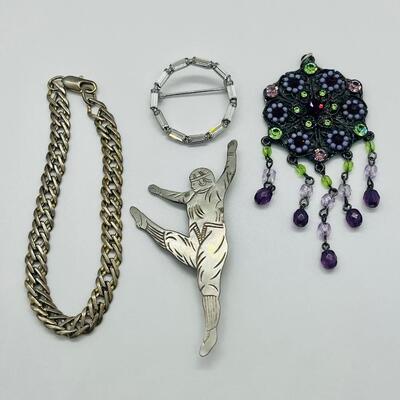 Lot 132: Beaded Pendant, Bracelet & Pins