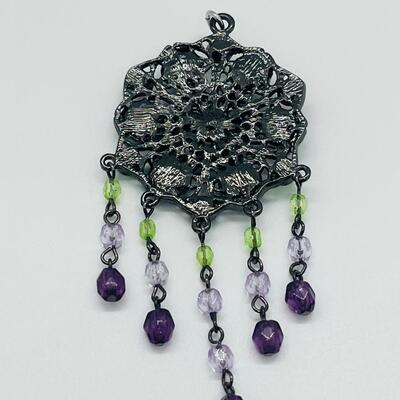 Lot 132: Beaded Pendant, Bracelet & Pins