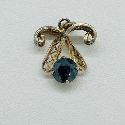 Lot 137: Titan Vermeil Sterling & Black Onyx Pendant