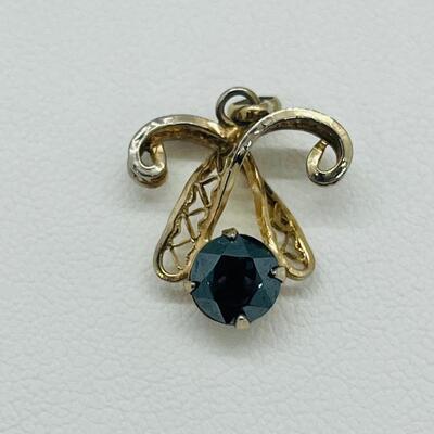 Lot 137: Titan Vermeil Sterling & Black Onyx Pendant