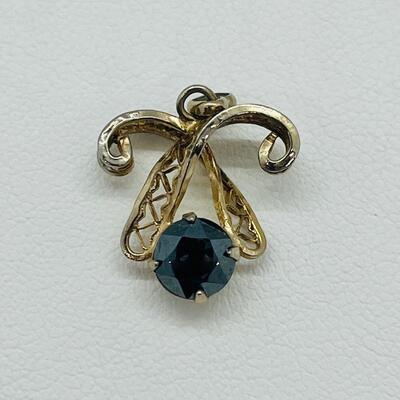 Lot 137: Titan Vermeil Sterling & Black Onyx Pendant