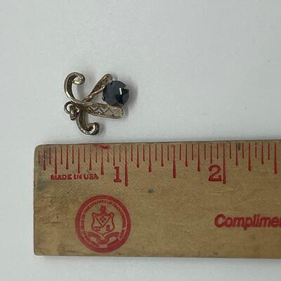 Lot 137: Titan Vermeil Sterling & Black Onyx Pendant