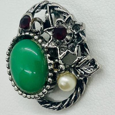 Lot 138: Jade, Pearl & Garnet in 925 Pendant