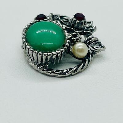 Lot 138: Jade, Pearl & Garnet in 925 Pendant