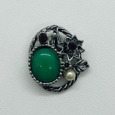 Lot 138: Jade, Pearl & Garnet in 925 Pendant