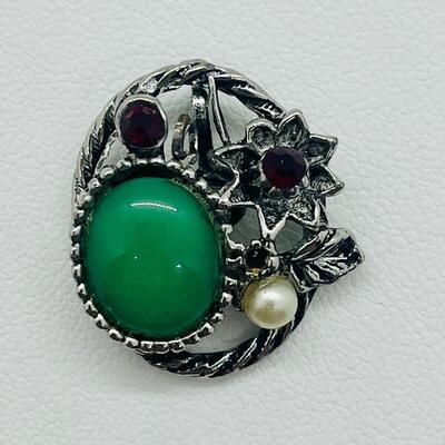 Lot 138: Jade, Pearl & Garnet in 925 Pendant