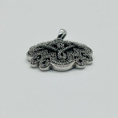 Lot 157: White & Blue Diamonds Set into Silver Pendant 925 SJ