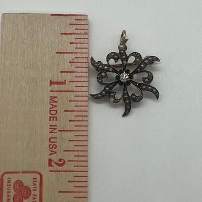 Lot 160: 10k Antique Diamond Brooch Pendant & 10k Charm/Pendant