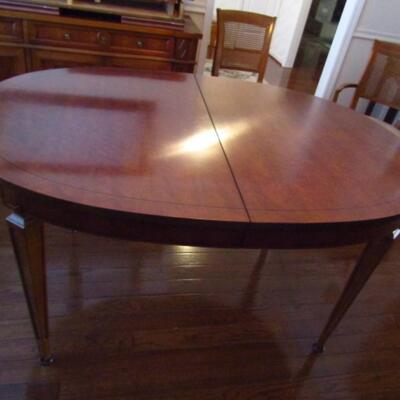 Solid Wood Dining Table Made by Thomasville- Includes 2 Leaves (Each 18
