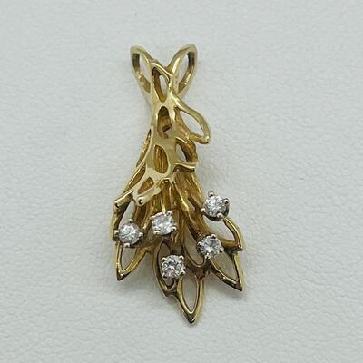 Lot 171: Vintage 14k Yellow Gold Bouquet of Diamonds