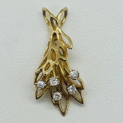 Lot 171: Vintage 14k Yellow Gold Bouquet of Diamonds