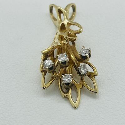 Lot 171: Vintage 14k Yellow Gold Bouquet of Diamonds
