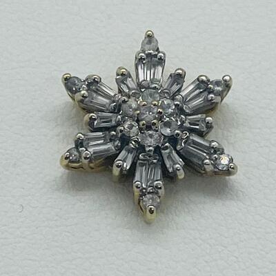 Lot 176: 14k ADL Diamond Starburst/Snowflake Pendant