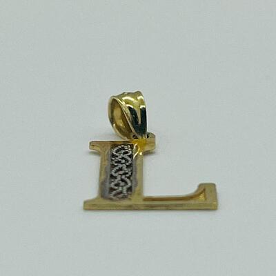 Lot 179: 10k Two-Tone Gold Letter "L" pendant