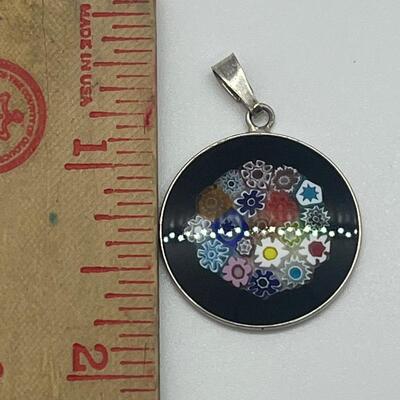 Lot 135: Vintage 925 Italy Vintage Murano Millefiori Lampwork Glass Micro Mosaic Pendants