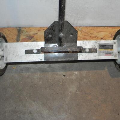LOT 214  22" MAGNETIC FLOOR SWEEPER