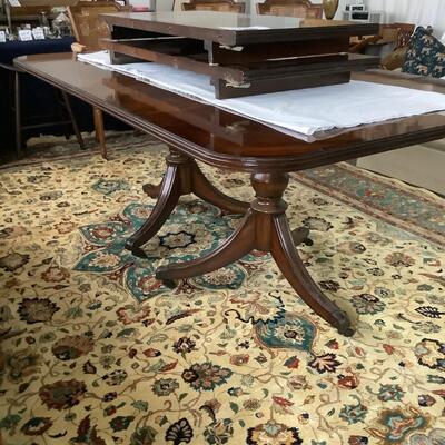 B - 700  Beautiful Vintage Large Flame Mahogany Dining Table w/Two Leaves
