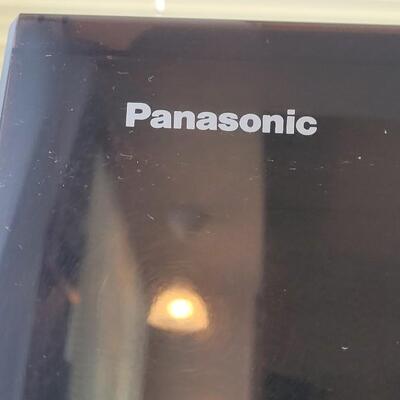 Lot 99: Panasonic Microwave