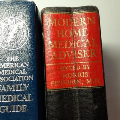 2 medical guide books