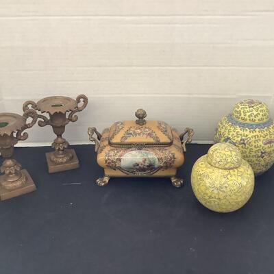 E - 705 Lot of Vintage Asian Inspired Decor Items