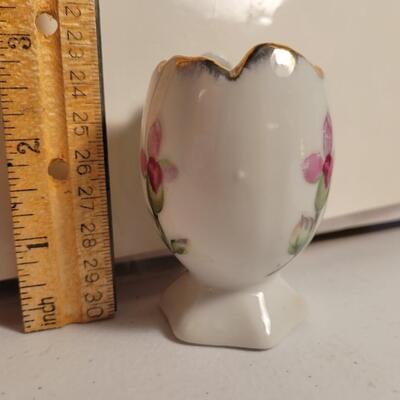 porcelain egg cup made in Japan