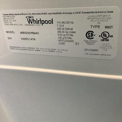 742 Whirlpool Freestanding Refrigerator/Bottom Freezer w/Ice Maker