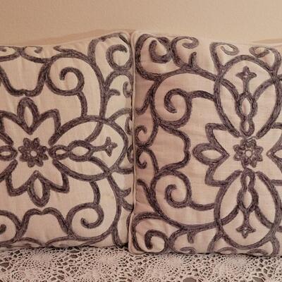 Lot 151: White with Gray Velvet Design Decorative Pillows