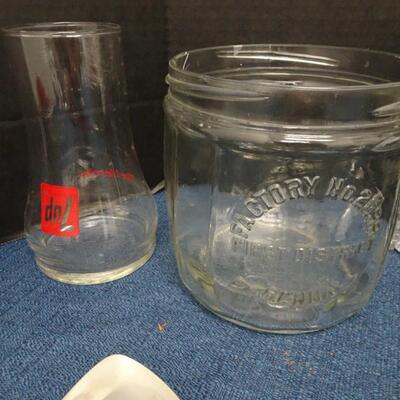 LOT 443  HOME DECOR AND APOLLO 15 MUG
