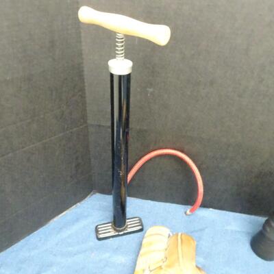 LOT 445  TWO BASEBALL GLOVES, BINOCULARS AND BIKE PUMP