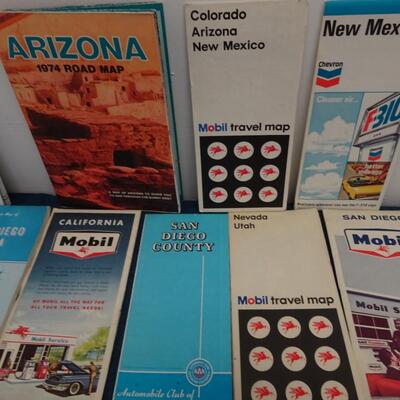 LOT 454  VINTAGE MAP COLLECTION