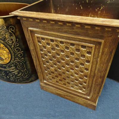 LOT 461  VINTAGE WASTE BASKETS