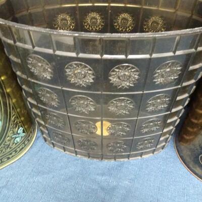 LOT 461  VINTAGE WASTE BASKETS