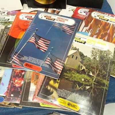 LOT 462  EZ PLAY TODAY MUSIC BOOKS  (40 BOOKS)