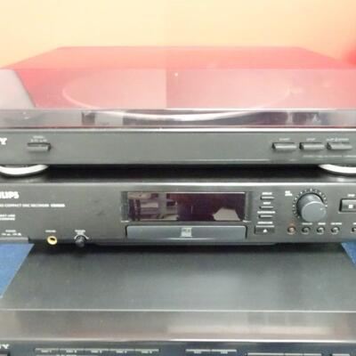 LOT 466  AUDIO/STEREO GEAR
