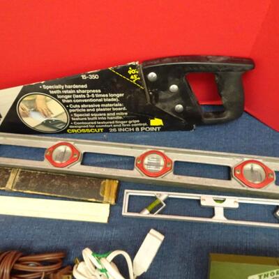 LOT 467  VARIETY OF TOOLS