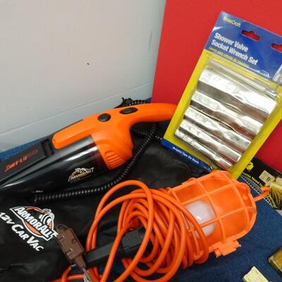 LOT 467  VARIETY OF TOOLS