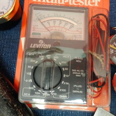 LOT 469  TOOLS