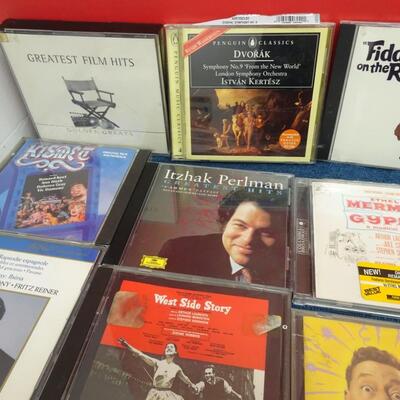 LOT 471  CD COLLECTION