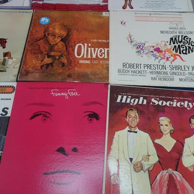 LOT 475  ALBUM COLLECTION