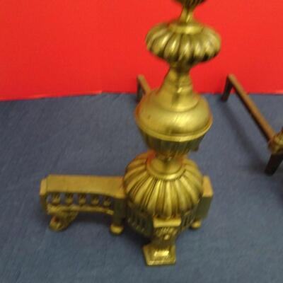 LOT 479  FIREPLACE ANDIRONS