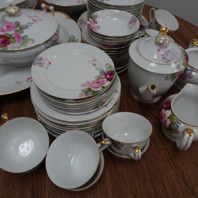 LOT 480  68 PIECE  PINK ROSE CHINA SET