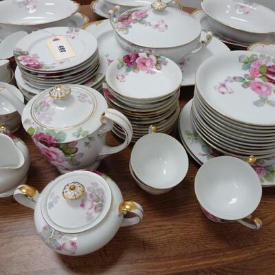 LOT 480  68 PIECE  PINK ROSE CHINA SET